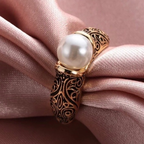 **New 925 Sterling Silver Yellow Gold Pearl Ring - Picture 4 of 7